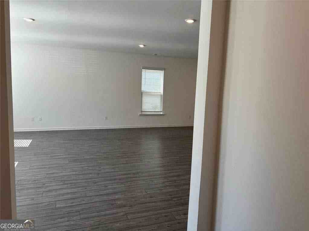 199 Peregrine Pt - Photo 2 of 23