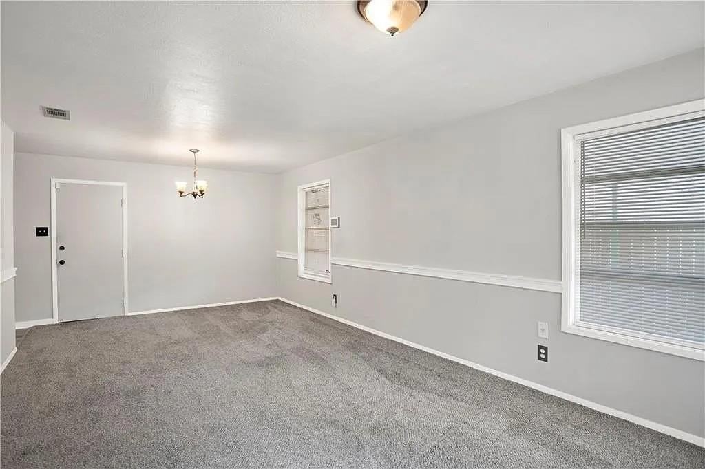 3764 Autumndale Dr - Photo 5 of 20