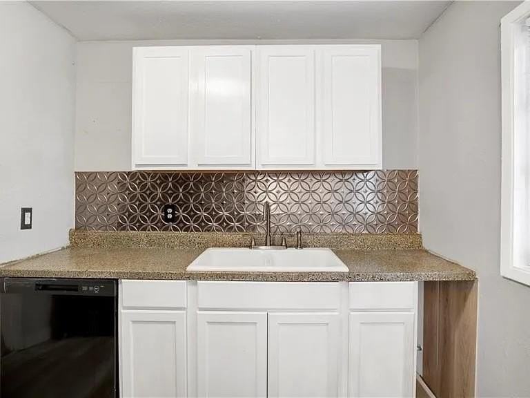 3764 Autumndale Dr - Photo 7 of 20