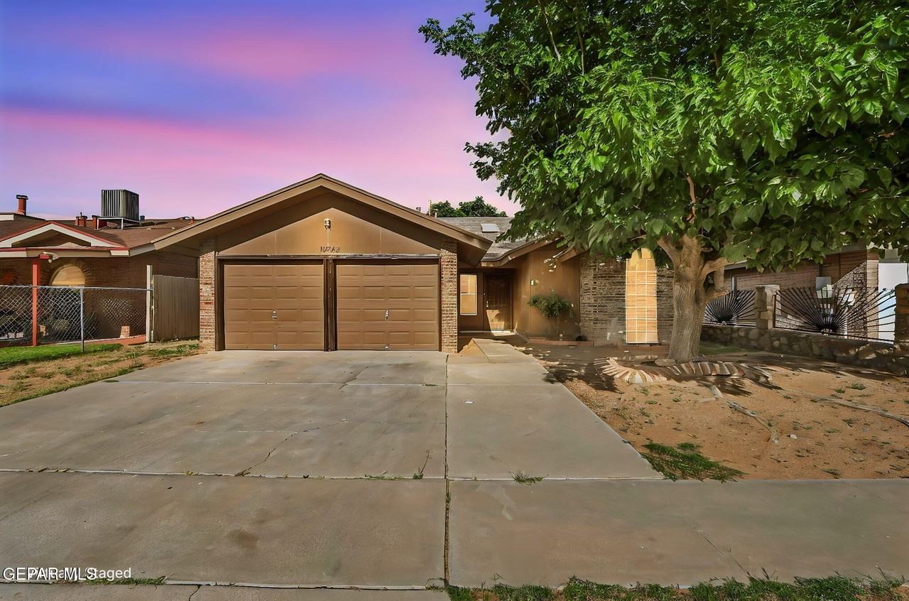 10902 Yogi Berra Dr - Photo 4 of 33