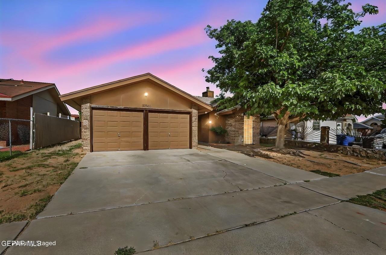 10902 Yogi Berra Dr - Photo 7 of 33