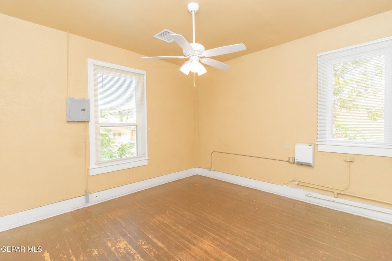 1309 E Rio Grande Ave #4 - Photo 3 of 16