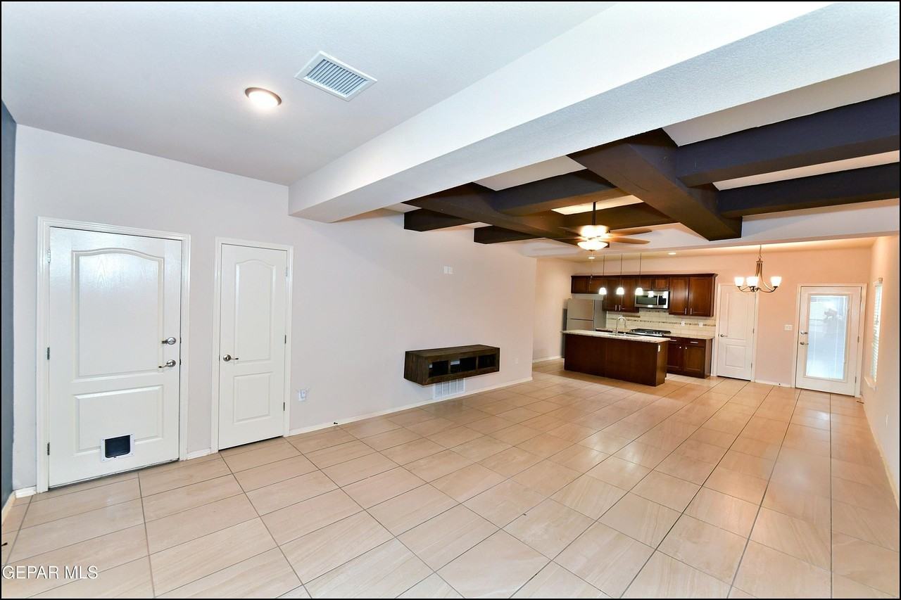1908 William Caples St - Photo 7 of 41