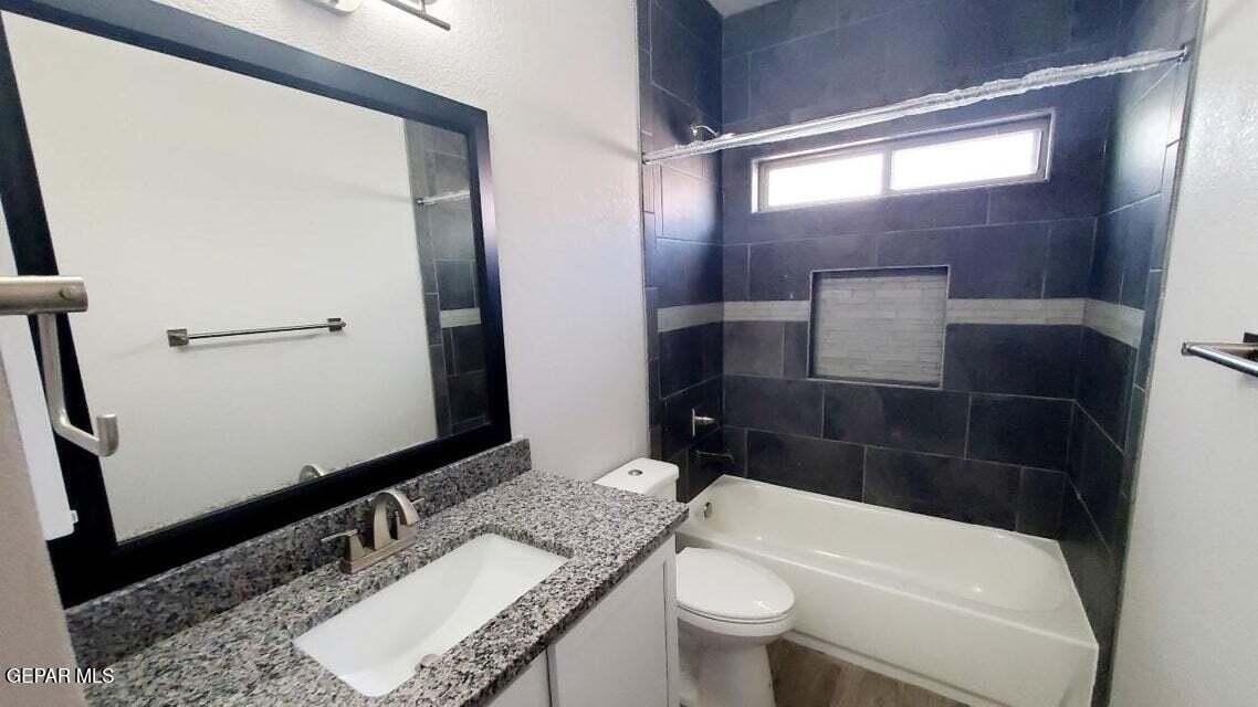 332 La Puesta Dr - Photo 6 of 9