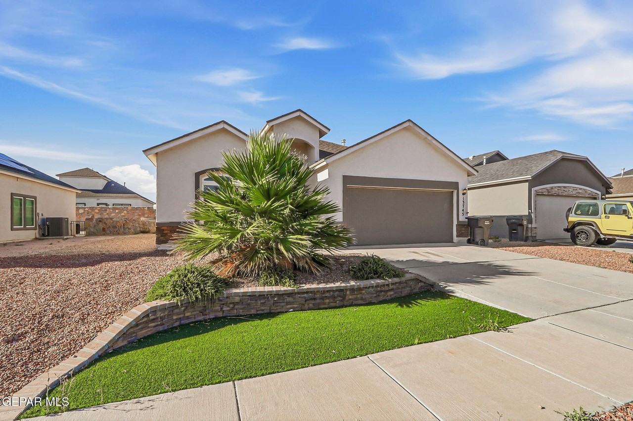 13745 Lago Vista Ave - Photo 3 of 29