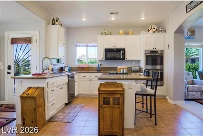 4851 Marywood Ct - Photo 2 of 23