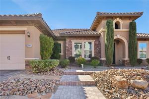 featured image of 2341 Martinique Ave