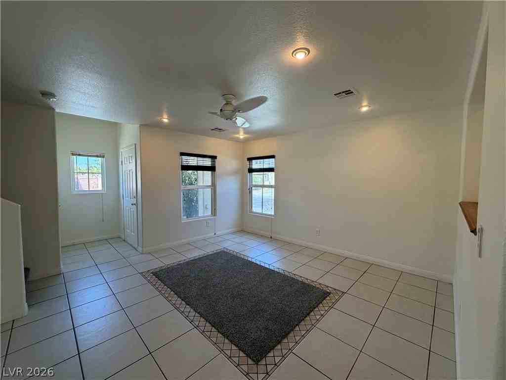 8306 Golden Amber St - Photo 3 of 13