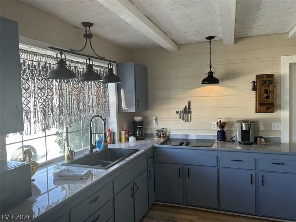 6889 Beverly Glen Ave #B - Photo 4 of 22