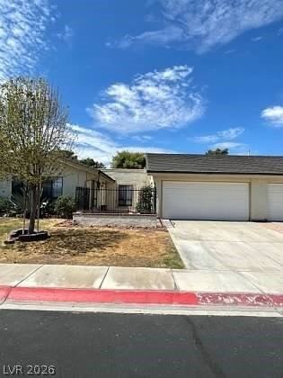 600 Woodmount Dr - Photo 5 of 35