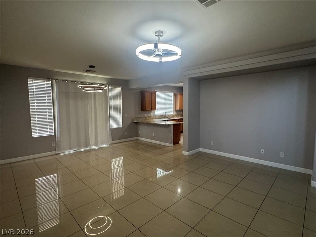 9505 Perennial View Ave - Photo 4 of 26