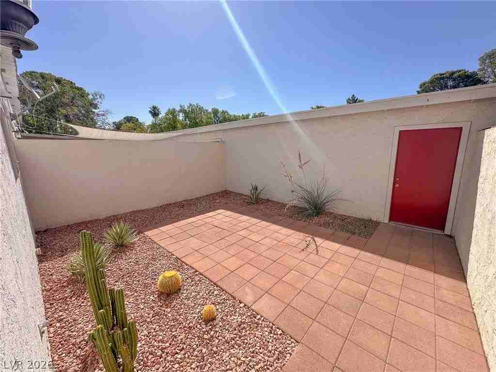 641 Pecos Way - Photo 7 of 17