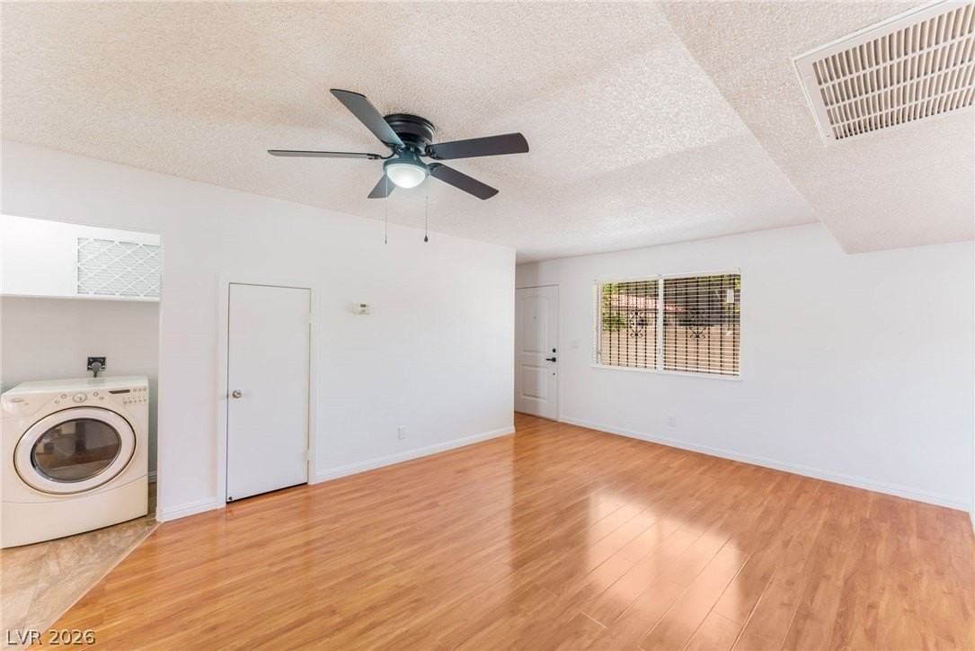 1406 N Jones Blvd - Photo 6 of 33