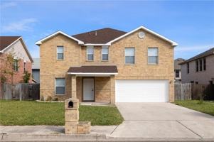 featured image of 4104 Petunia Ave