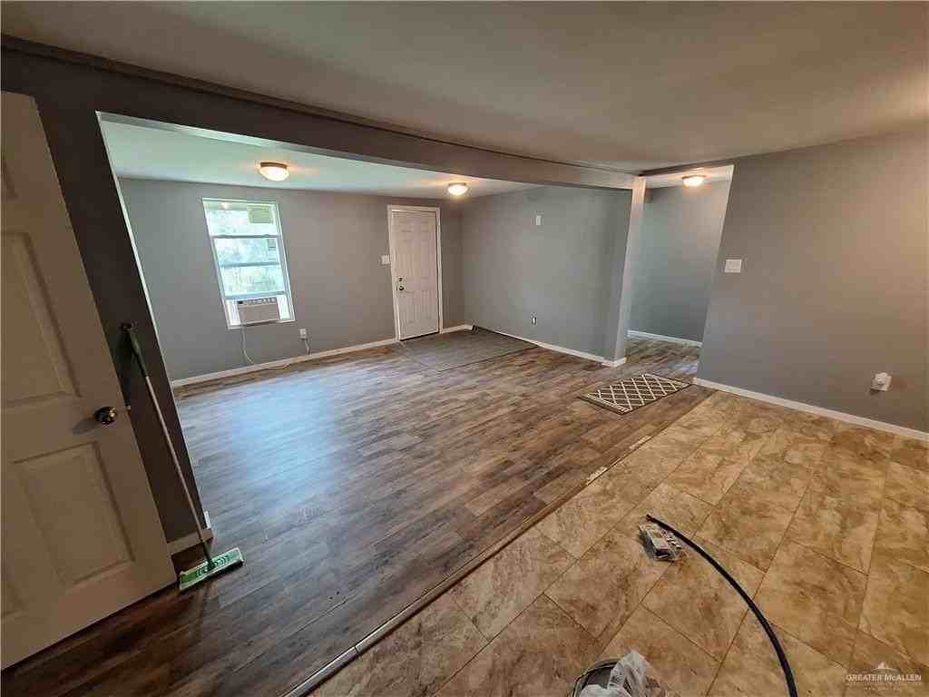 234 Jaime St - Photo 6 of 14