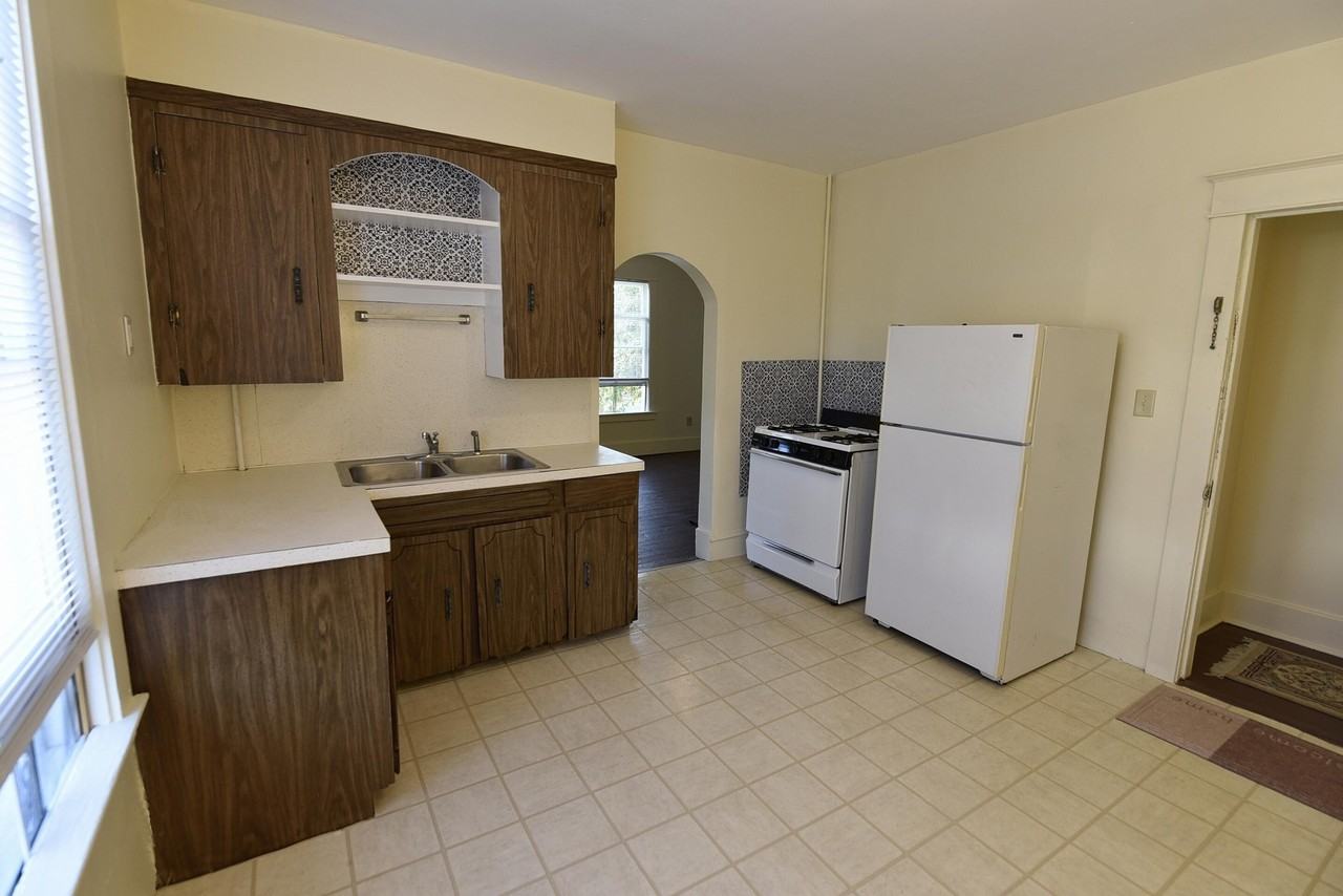 821 6th St Nw - Photo 6 of 13