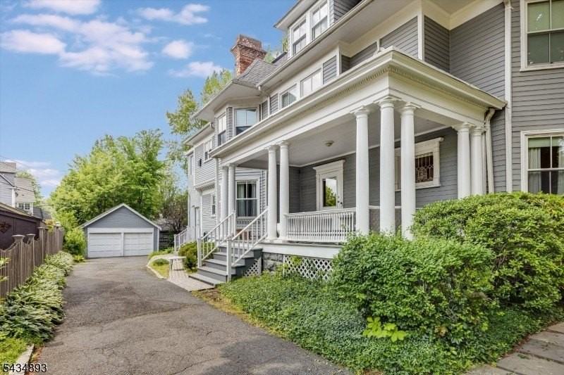 92 Midland Ave #A - Photo 4 of 28