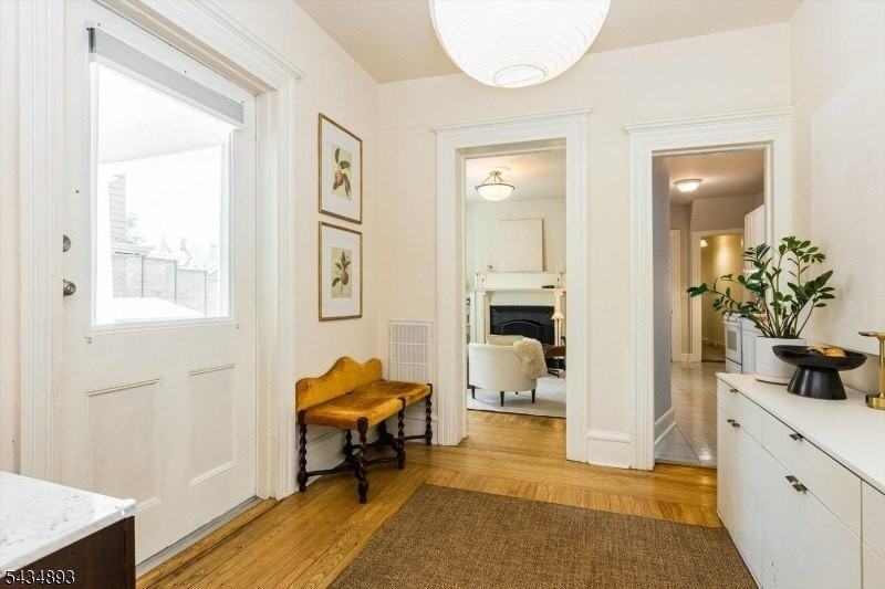 92 Midland Ave #A - Photo 7 of 28