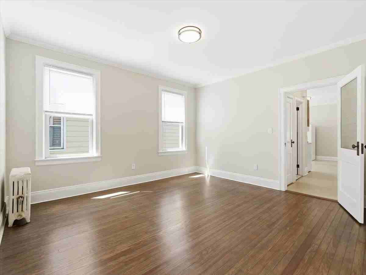 73 Newman Ave #3 - Photo 7 of 23