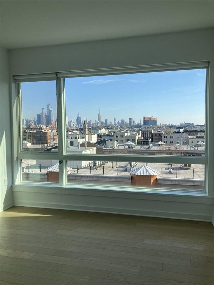 600 Harrison St #302 - Photo 4 of 15