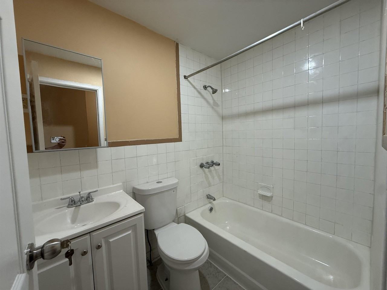 1810 John F Kennedy Blvd #2 - Photo 7 of 11
