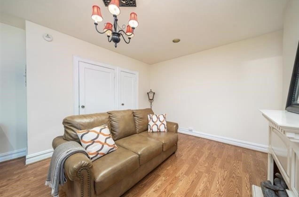 56 GLENWOOD AVE #28 - Photo 4 of 12