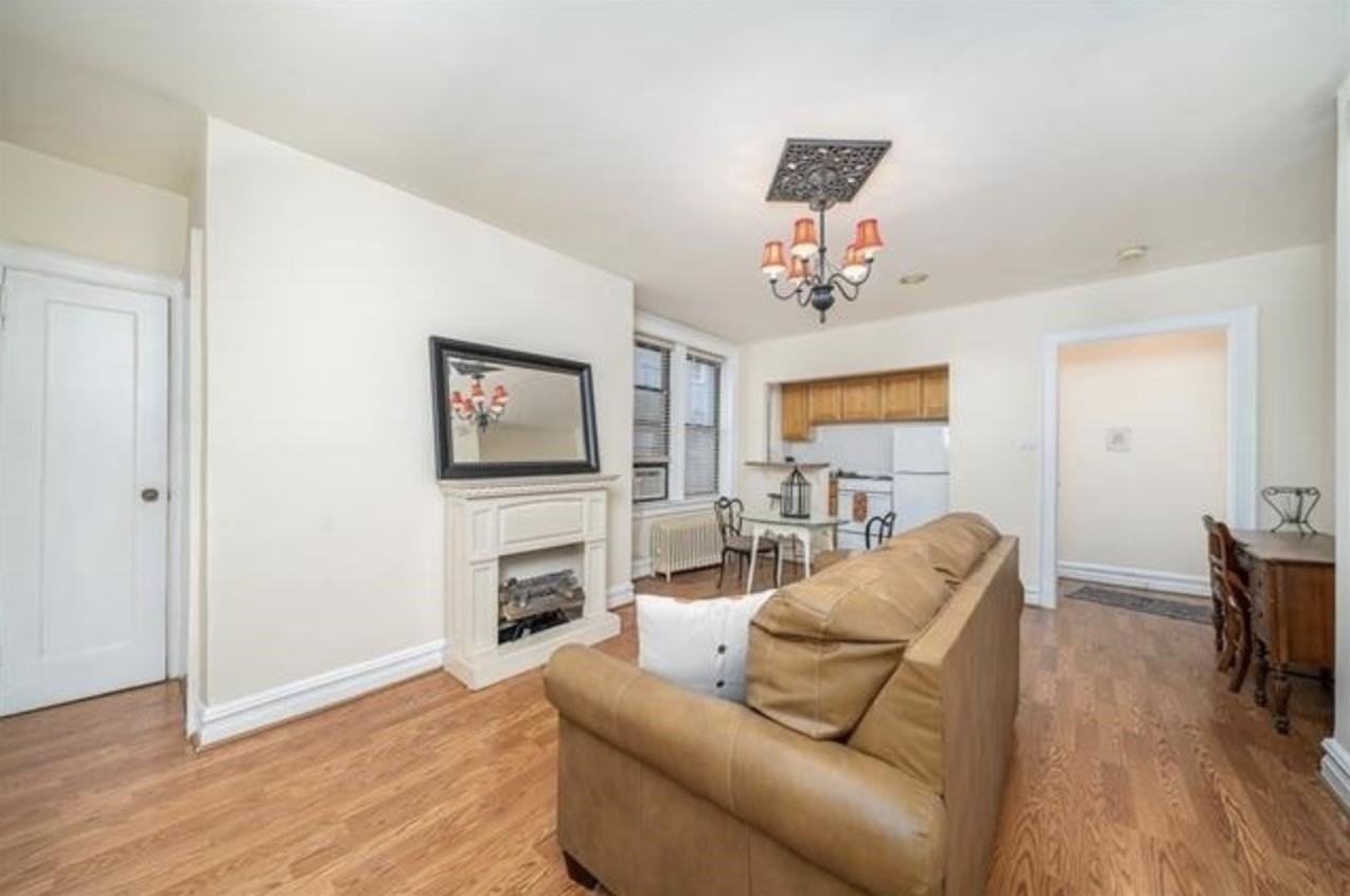 56 GLENWOOD AVE #28 - Photo 5 of 12