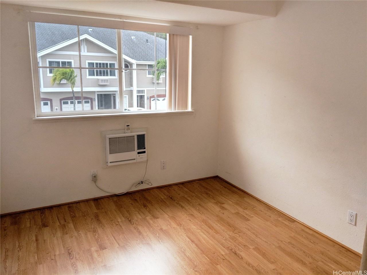 7150 Hawaii Kai Dr #199 - Photo 3 of 9