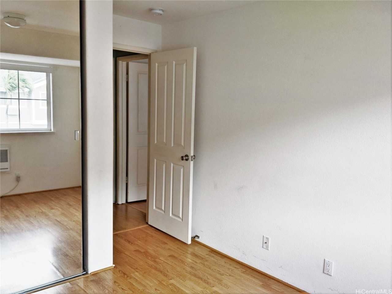 7150 Hawaii Kai Dr #199 - Photo 5 of 9