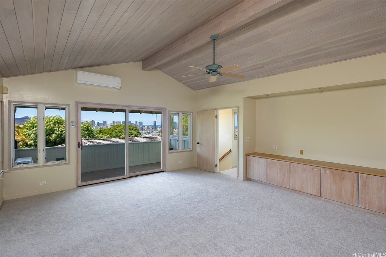 2019 Ualakaa St - Photo 7 of 25