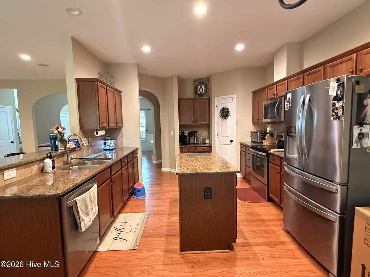 302 Toto Ct - Photo 6 of 18