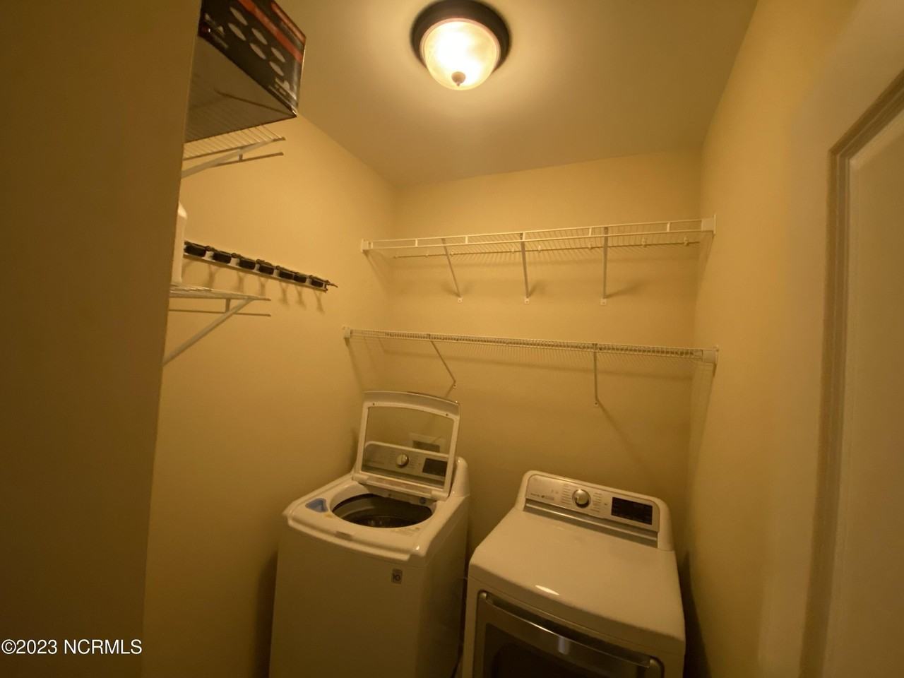 302 Toto Ct - Photo 7 of 18