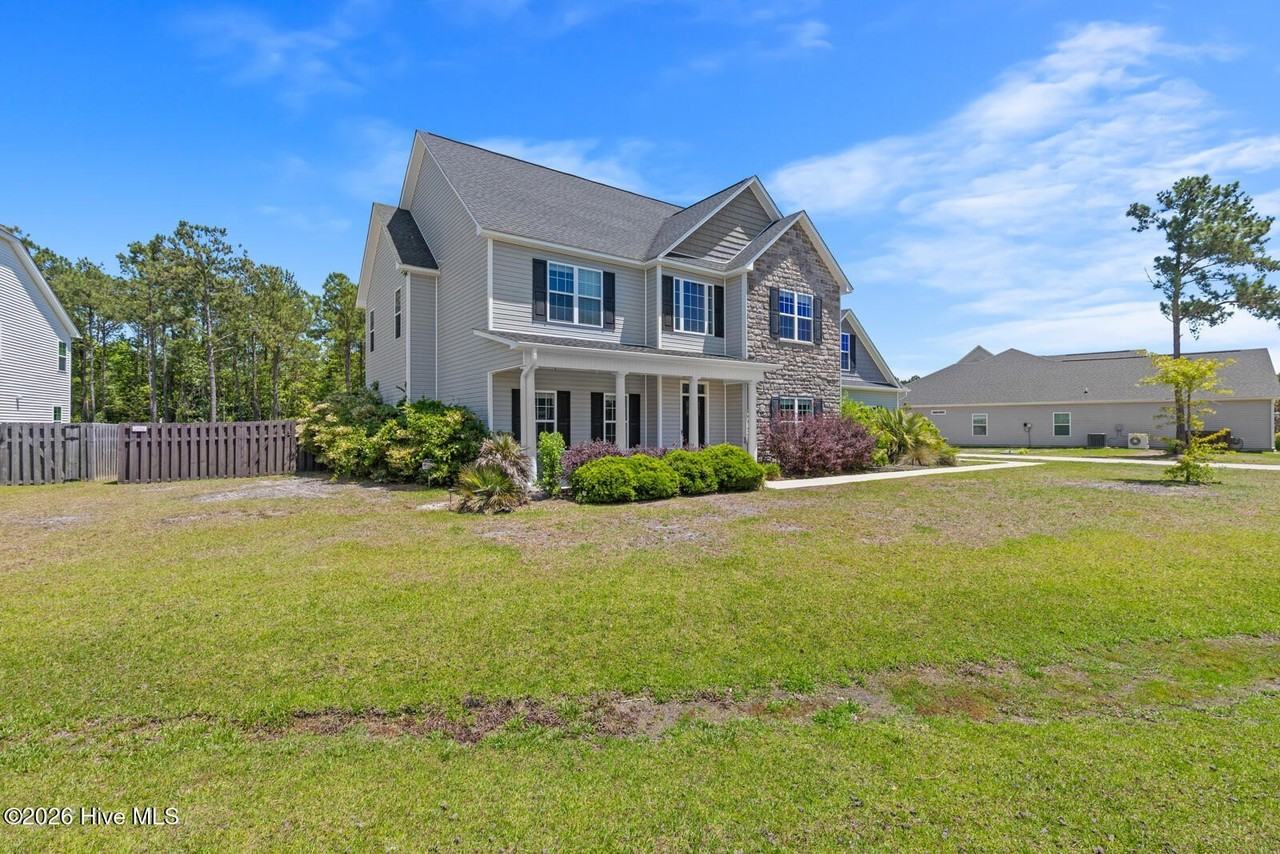 606 Prospect Way - Photo 2 of 48