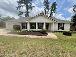 featured image of 636 Bridgton Dr