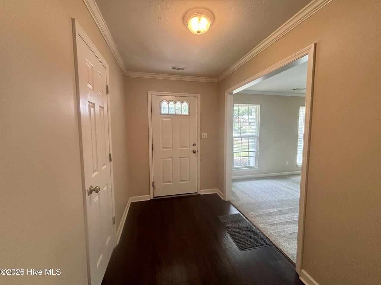 636 Bridgton Dr - Photo 2 of 22
