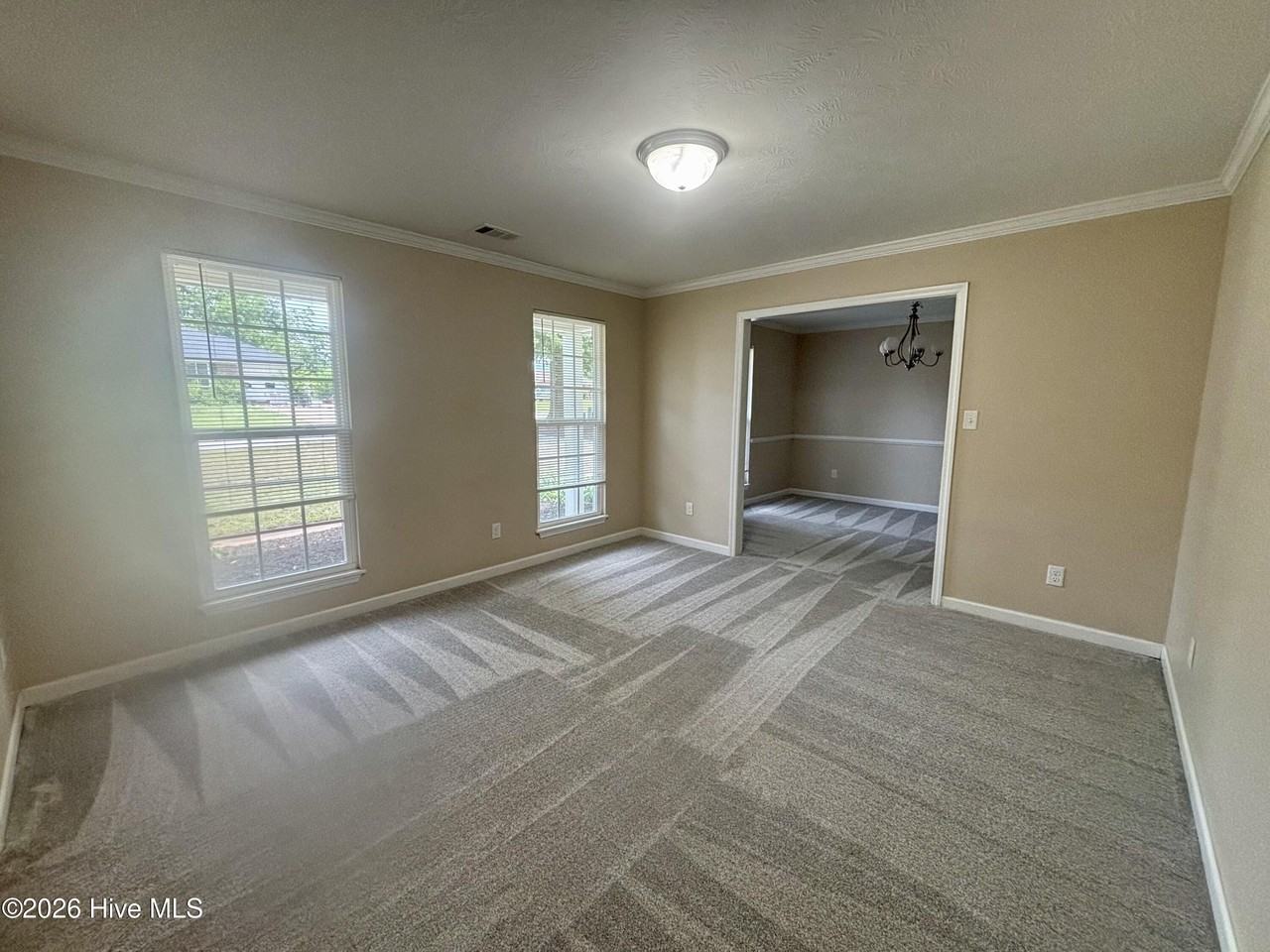 636 Bridgton Dr - Photo 5 of 22
