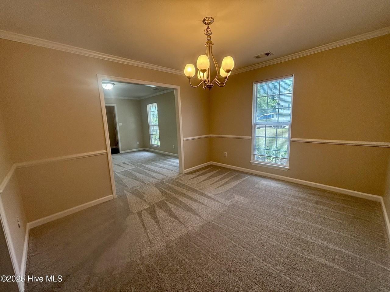 636 Bridgton Dr - Photo 7 of 22