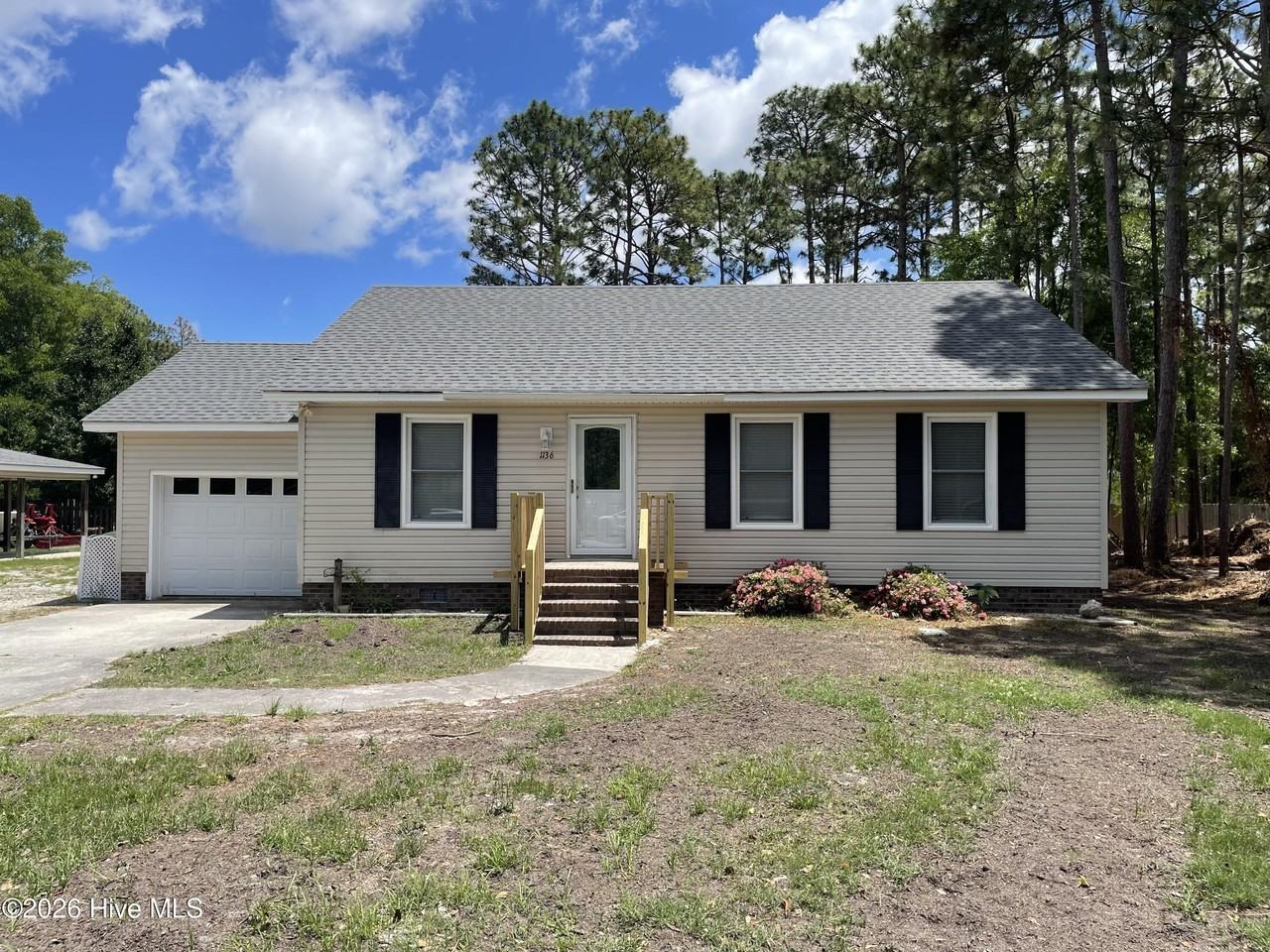 1136 Long Leaf Rd - Photo 2 of 43