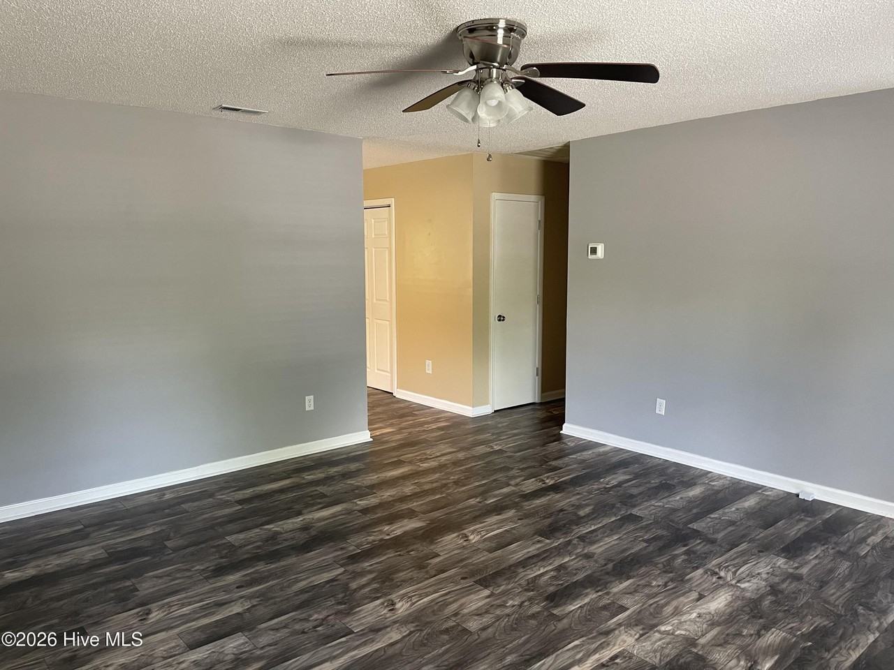 1136 Long Leaf Rd - Photo 4 of 43