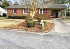 211 Nichols Dr - Photo 1 of 1