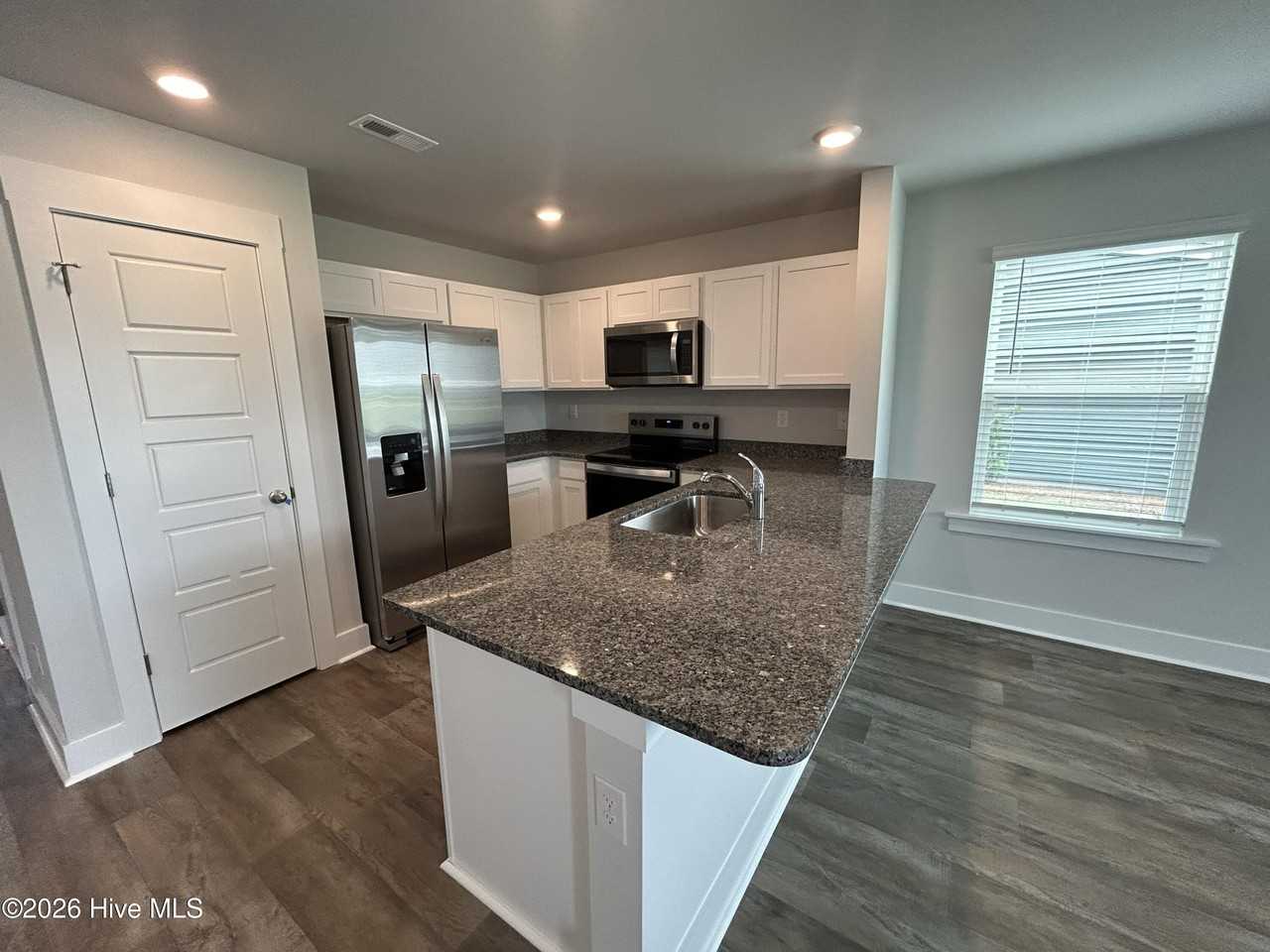 5784 Harebell Rd - Photo 4 of 34