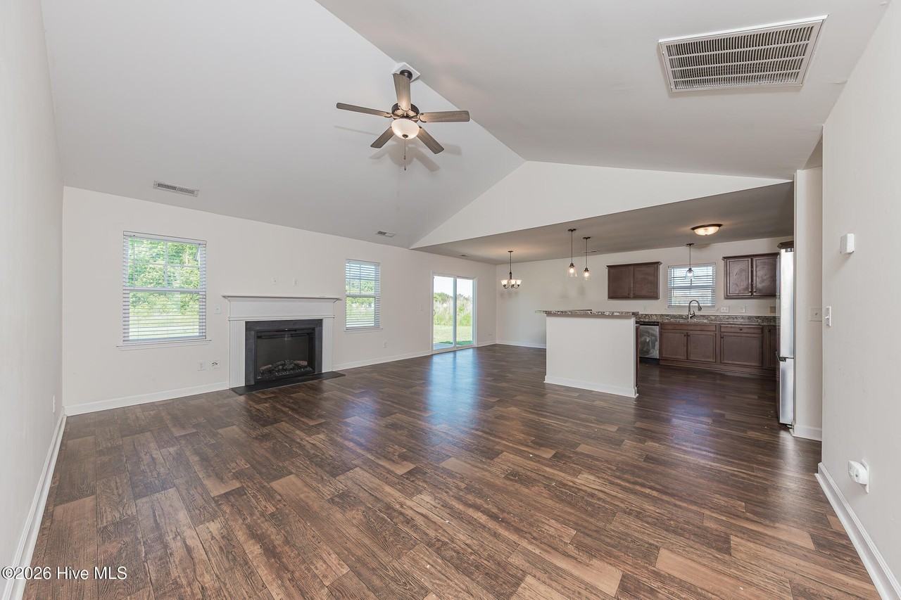 100 Mingo Dr - Photo 2 of 43