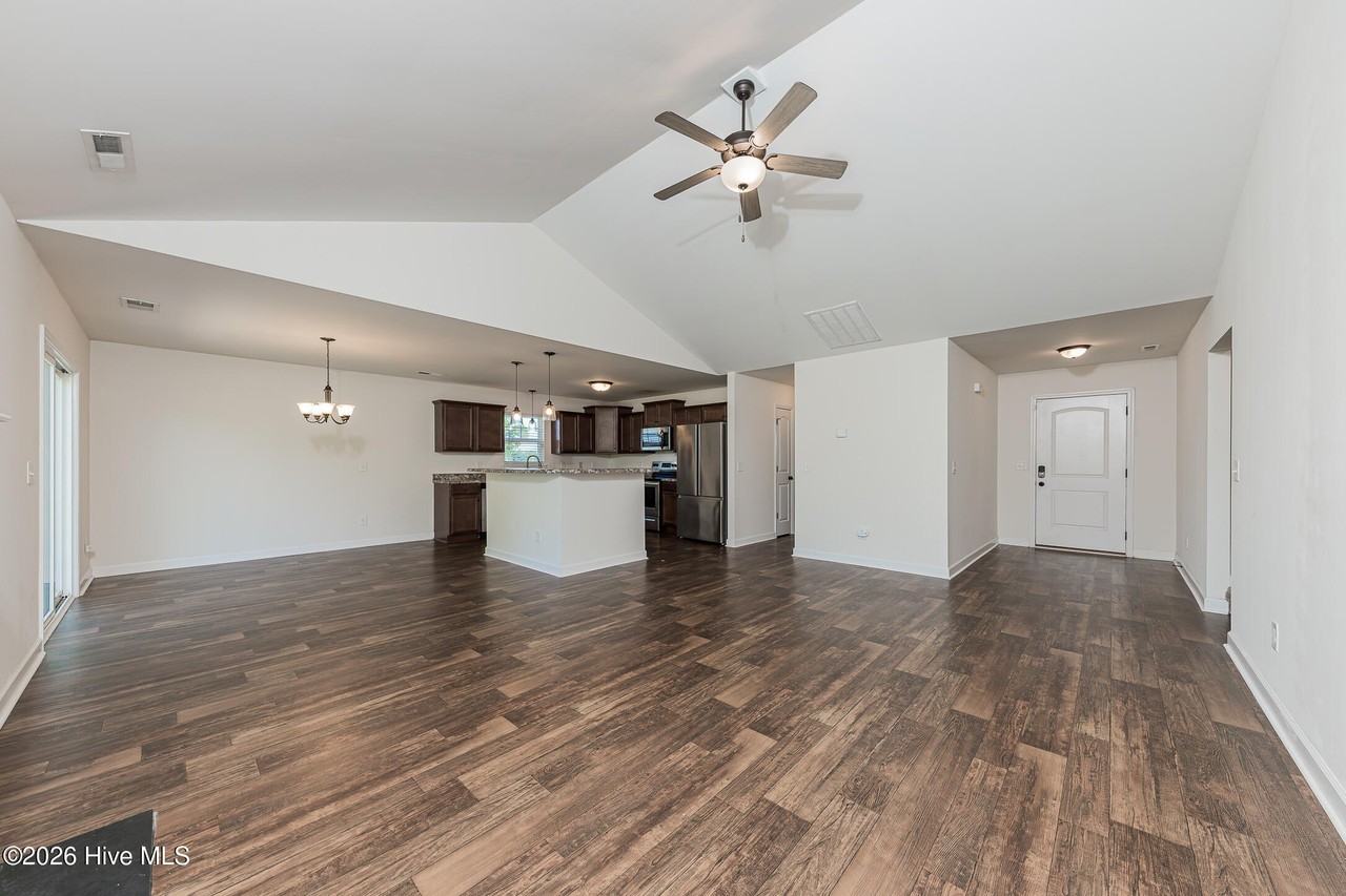 100 Mingo Dr - Photo 4 of 43