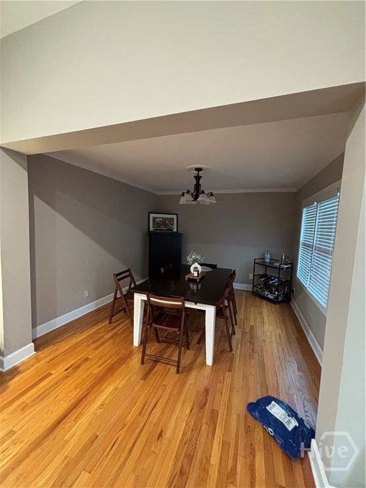 2012 S Milledge Ave - Photo 2 of 13