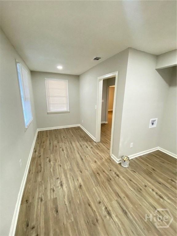 2137 Bolling St - Photo 4 of 13