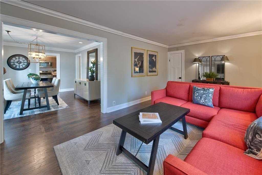 4801 Holly St - Photo 6 of 22