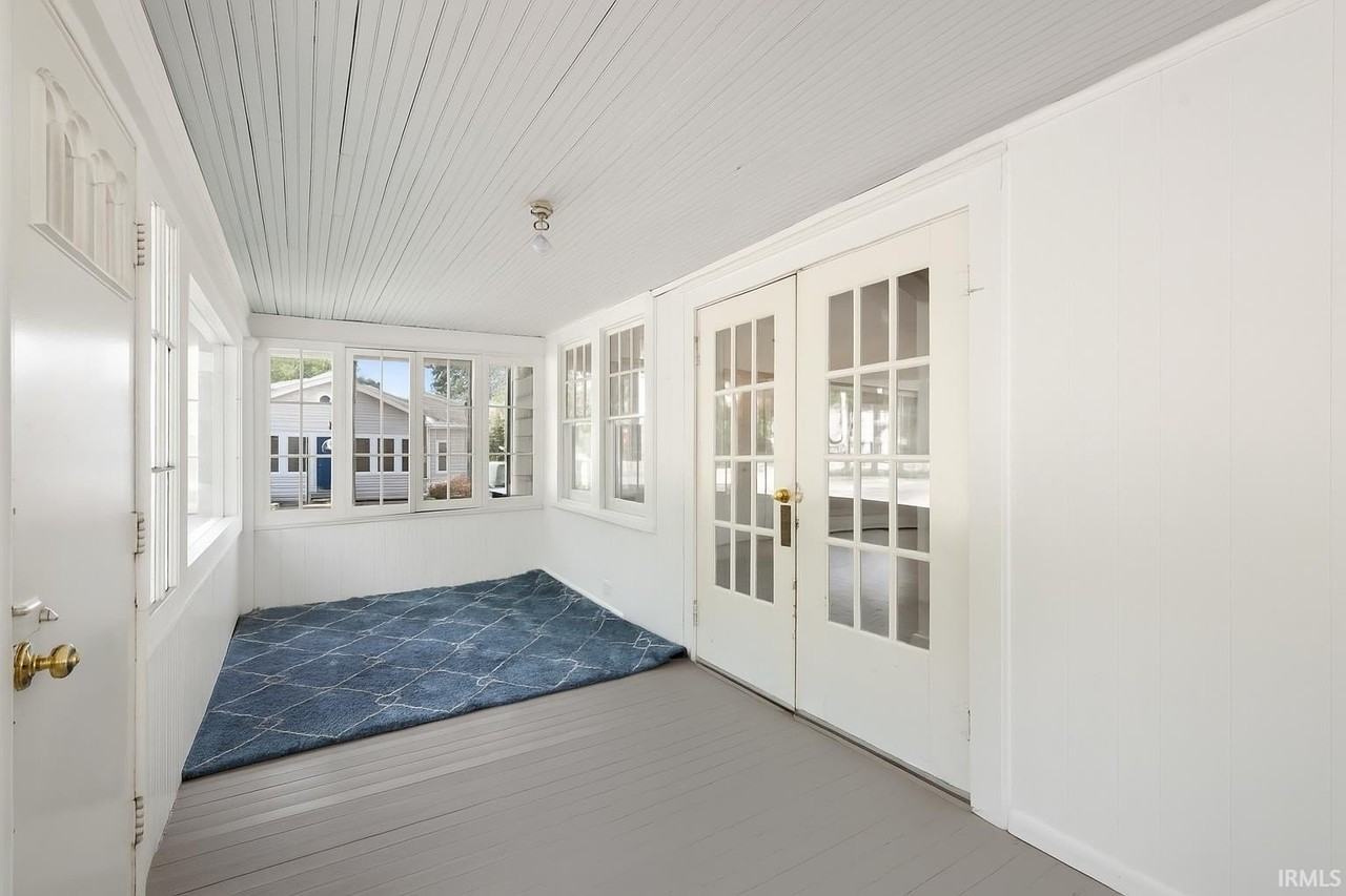 1112 Park Ave - Photo 3 of 21