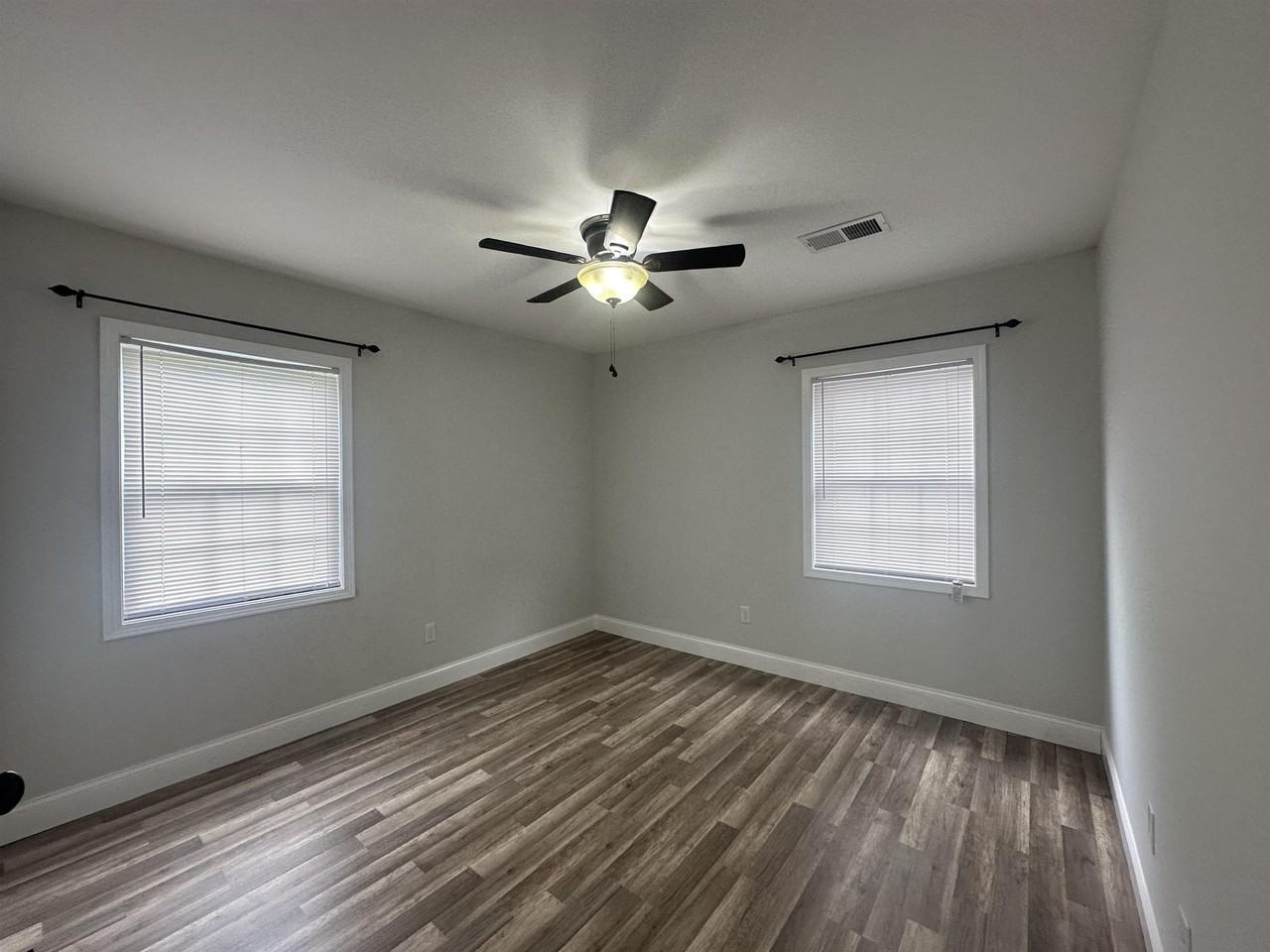 7931 Pryor Pl - Photo 3 of 7
