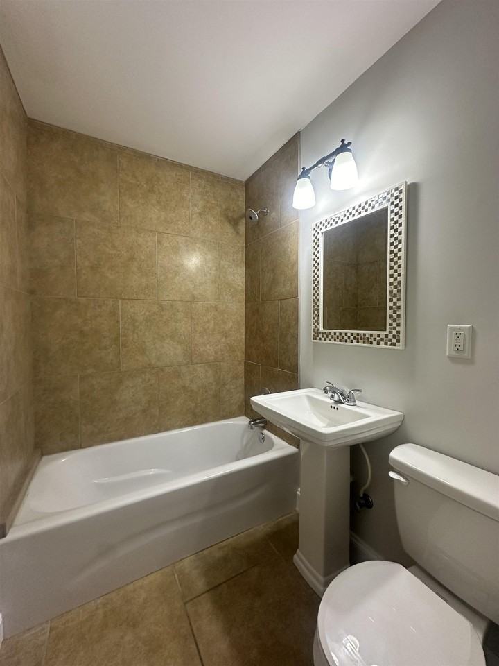 7931 Pryor Pl - Photo 6 of 7