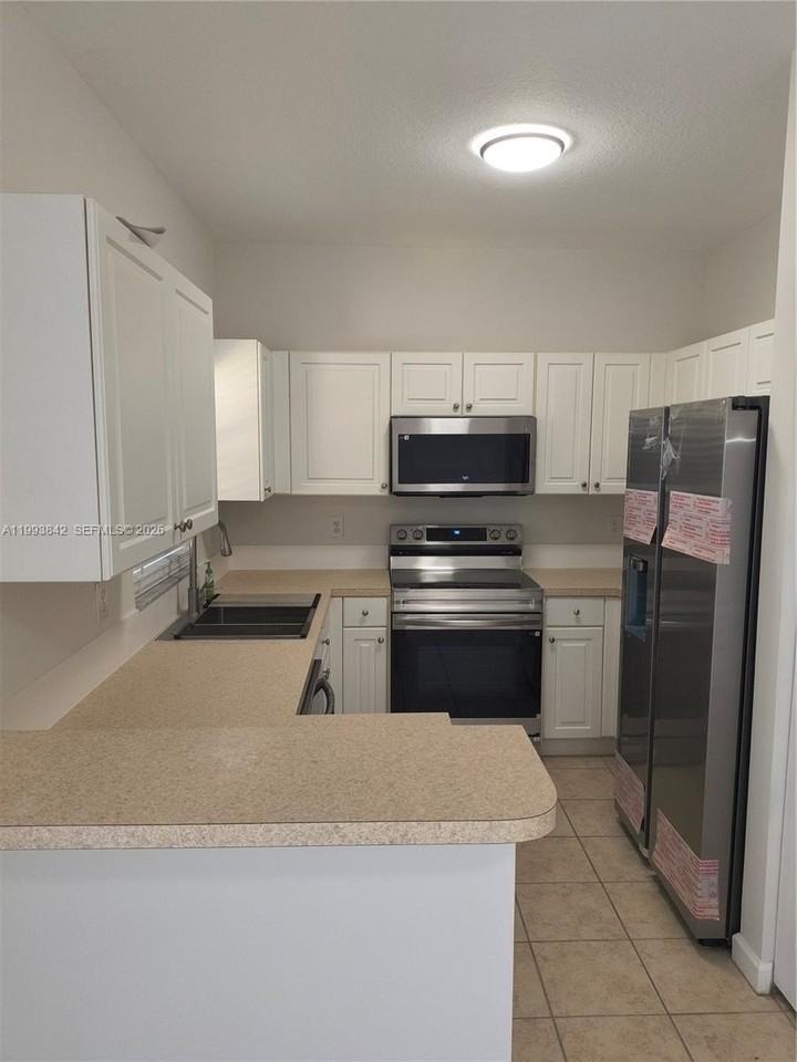 4125 Ne 24th Dr #4125 - Photo 2 of 19